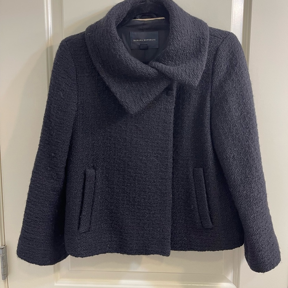 Banana Republic beautiful knit jacket